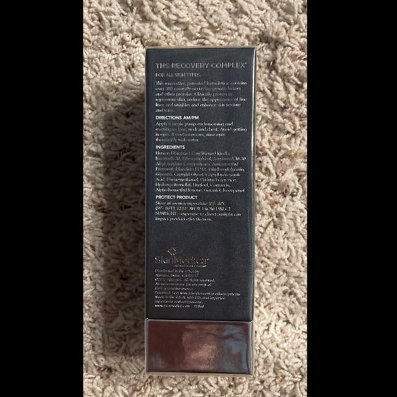 Skinmedica TNS Recovery Complex - Picture 2 of 5
